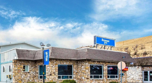 Номер Standard Rodeway Inn & Suites