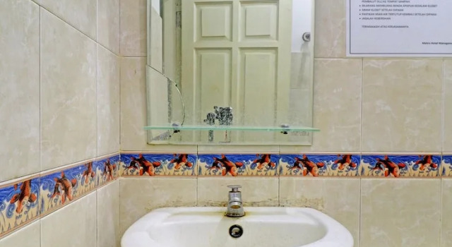Номер Deluxe RedDoorz near Metro Bandung