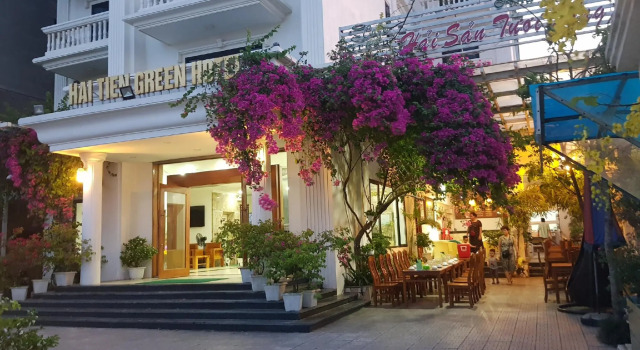 Khách Sạn Hải Tiến Green