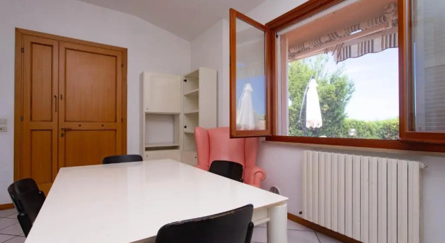 N57 - Numana, Villa Con Giardino a 200mt Dal Mare, Забронировать Вилла Виллы Conero, Вилла