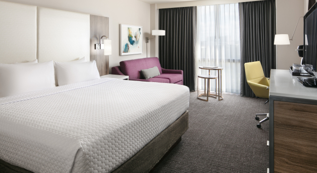 Crowne Plaza Dallas Market Ctr - Love Field, an IHG Hotel, Забронировать Отель Отели Далласа с завтраком, Завтраки