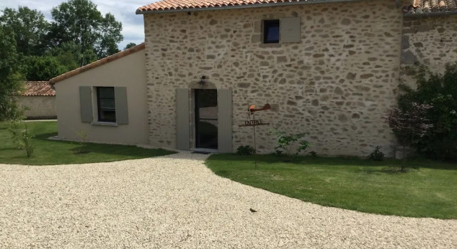 Les Épis du Vent, Rezervați Hotel Adilly Poitou-Charentes