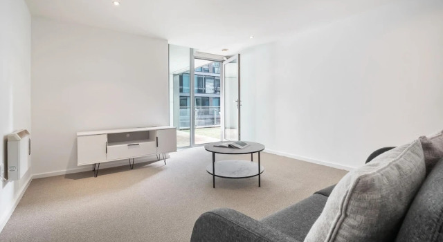 Bright, Stylish 2BR Apartment in Central Sheffield, Varaa Huoneisto Asunnot kohteessa Merseyside, Huoneisto