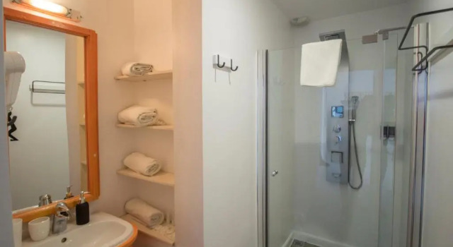 Люкс Luxury Renegade Hotel