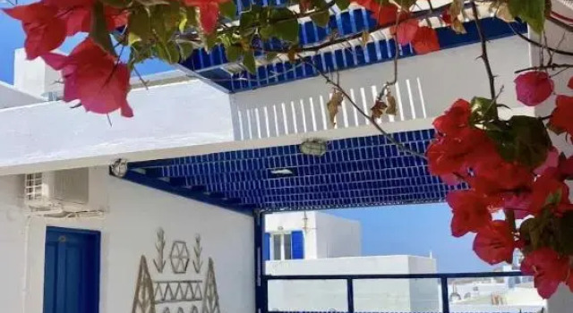 Leandros, Забронировать Отель Тинос Тинос, рядом с Церковь Кехровуни