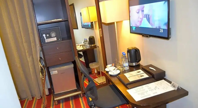Номер Premium с балконом The J Hotel & Spa
