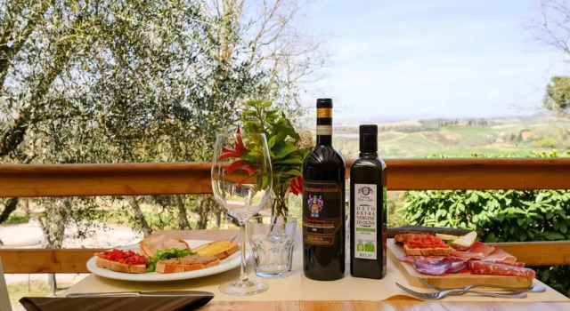 Fattoria Bio Pieve a Salti, Montalcino