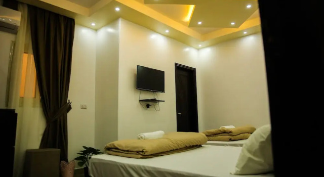 Четырёхместный номер Standard Queen Pyramids View Inn