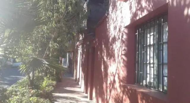 Eco-Hostal Tambo Verde, Забронировать Отель Недорогие отели Сантьяго, рядом с Ла Часкона, недорого