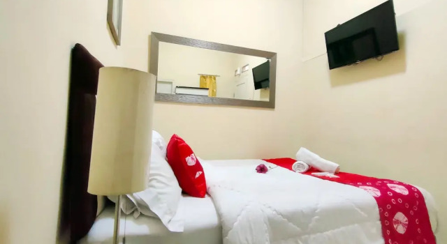 Bogor - Beautiful Room for 2 With Ac, Book Hotel Bogor 