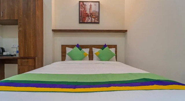 Номер Standard Itsy Hotels Avani Stays, Vyttila, Kochi