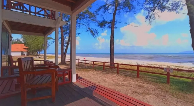 Двухместный номер Deluxe с балконом и с видом на море Sutra Beach Resort, Terengganu