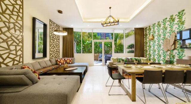 Апартаменты Maison Privee - Spacious Apt on Palm Jumeirah w Sea Views and Premium Facilities Access