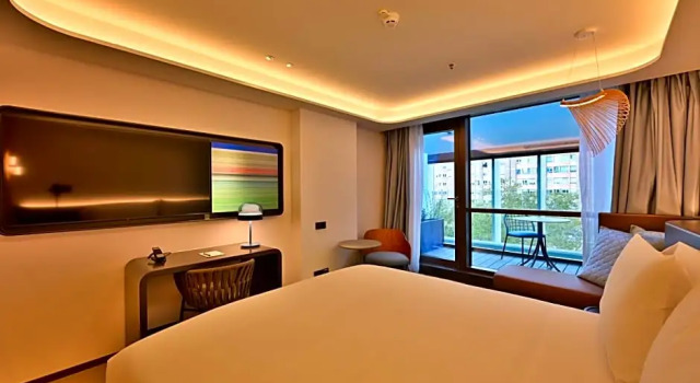 Полулюкс Labtwentytwo Barcelona, a Tribute Portfolio Hotel by Marriott