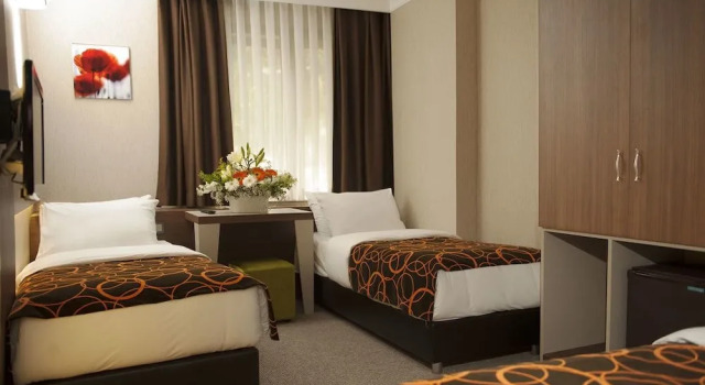 Трёхместный номер Standard Birbey Hotel