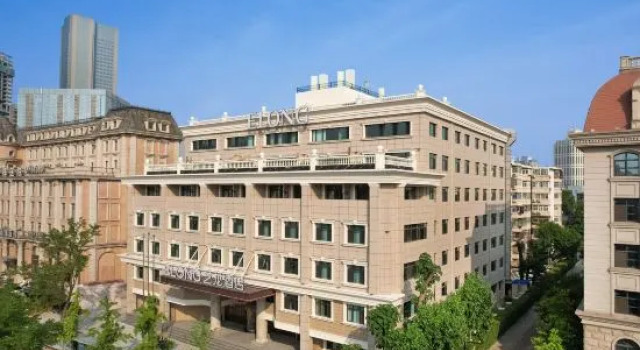 Tianjin Elong Hotel, Забронировать Отель Тяньцзинь Тяньцзинь, рядом с Стадион «Миньюань»