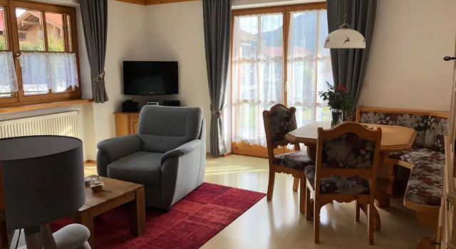 Haus Am Wiesbach, Varaa Hotelli Hotellit Baijeri pysäköinnillä, Pysäköinti