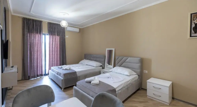 Трёхместный номер Standard с видом на бассейн Hotel Apart Resilient