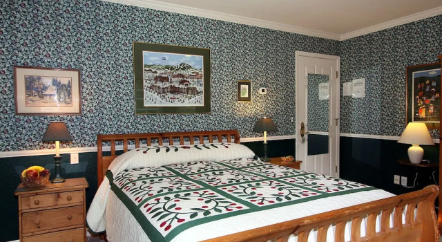 Номер Standard с балконом McCaffrey House Bed and Breakfast Inn