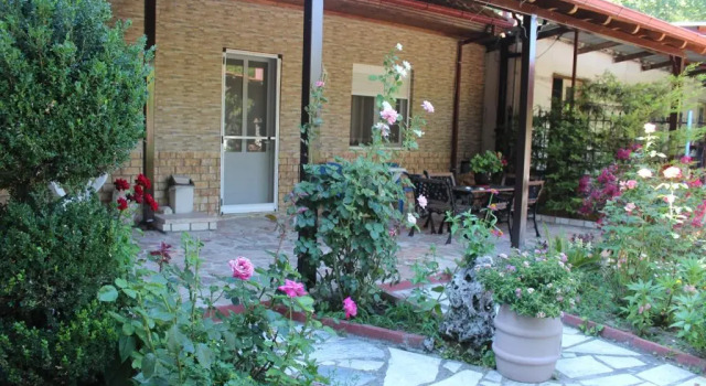 Germanos Studios, Book Hotel Kato Loutraki Macedonia