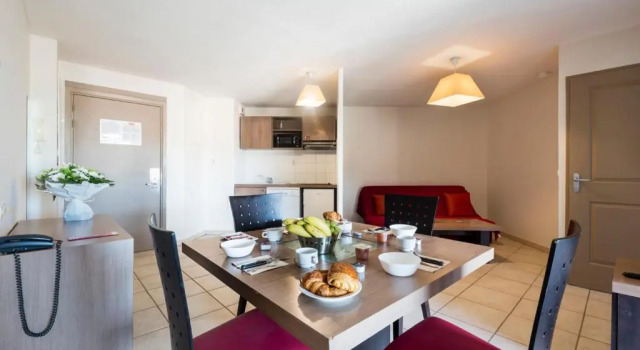 Апартаменты Appart'Hotel Garden & City Rousset