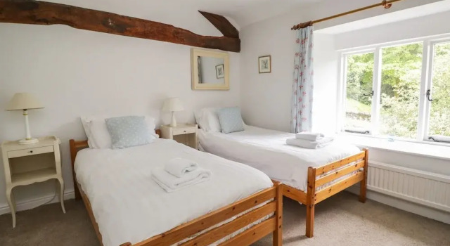 Hall Bank Cottage, Varaa Lomakoti Mökit kohteessa Merseyside, Mökki