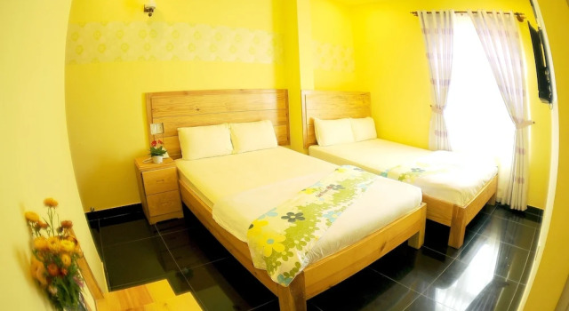 Четырёхместный номер Superior Dalat Flower Hotel