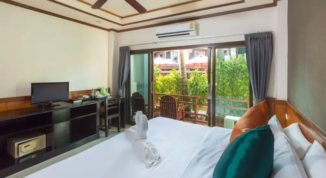 Номер Superior с балконом и с красивым видом из окна Sunrise Resort- Koh Phangan - SHA Extra Plus