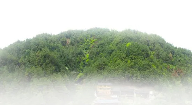 One see one mountain Shangpi Homestay (Xijiang Qianhu Miao Village Observation Platform Store)