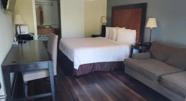 Номер Standard Deerfield Inn & Suites