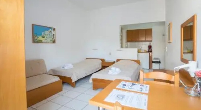 Stratis Apartments