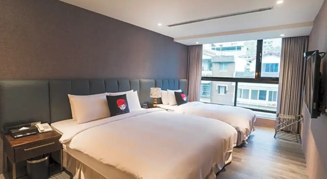 Трёхместный номер Standard Royal Rose Hotel Xinsheng