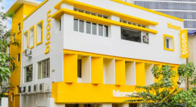 Bloom Hotel - Worli, Забронировать Отель Отели штата Махараштры 3 звезды, 3*