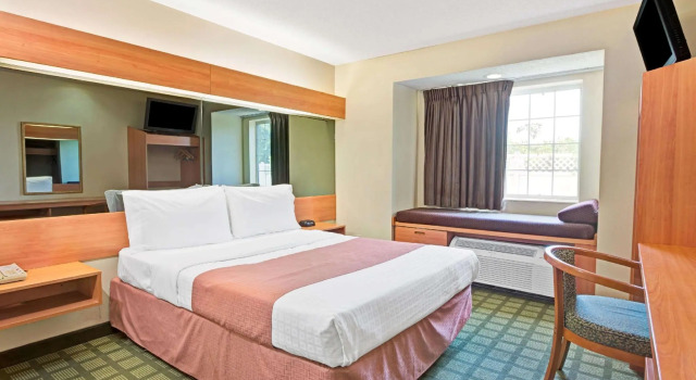 Двухместный номер Standard Microtel Inn & Suites by Wyndham Cordova Memphis I-40 East