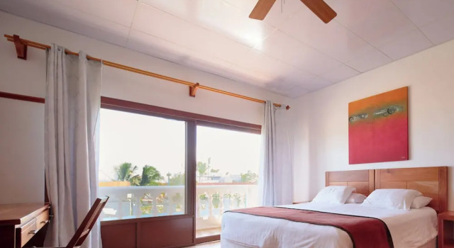 Двухместный люкс Premium с частичным видом на океан Hotel Albemarle Galapagos Beachfront
