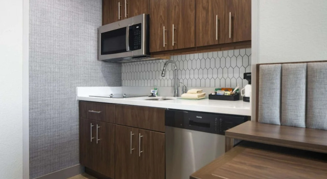Люкс c 1 комнатой Homewood Suites by Hilton DFW Airport South, TX