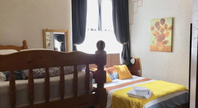 Четырёхместный номер Standard Kirkstall Guest House