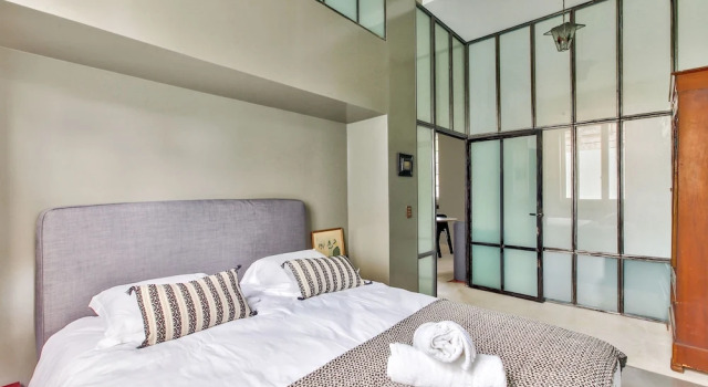 45 - Atelier Paris Buttes Chaumont, Забронировать Отель Ле-Пре-Сен-Жерве Иль-де-Франс