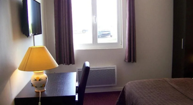 Hotel Bal, Забронировать Отель Отели О-де-Франс с парковкой, Парковка