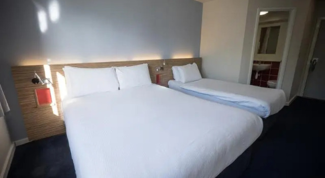 Номер Standard Travelodge Hotel Limerick Ennis Road
