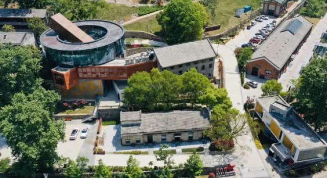 809 micro Resort Town Hotel, Buchen Sie Resort Resorthotels in Yichang, Resort