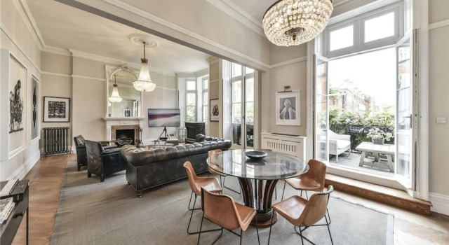 Коттедж The Mayfair Rectory in London