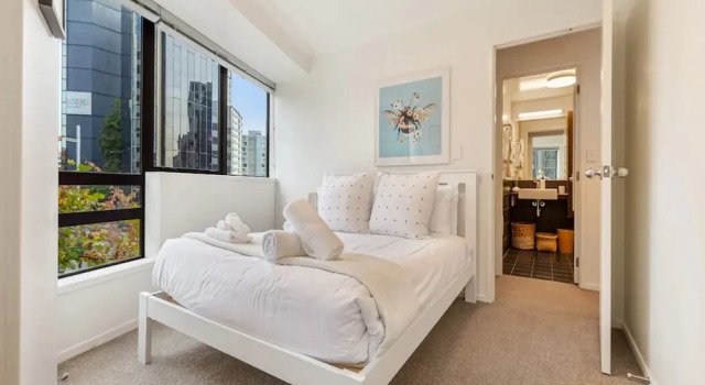 Prime location - 2BR Urban retreat I Zodiak Stays