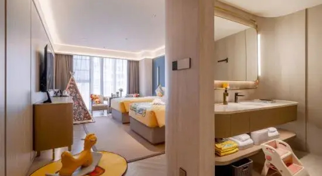 Семейный тент Crystal Orange Hotel - Shenzhen Nanshan Xinhaofang Branch