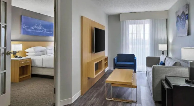 Двухместный люкс c 1 комнатой Delta Hotels by Marriott Norfolk Airport