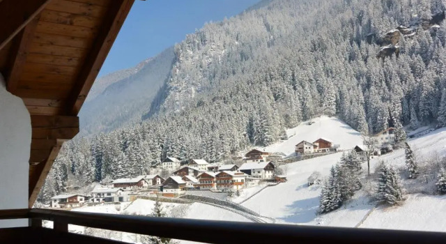 Полулюкс с балконом InterMontana Hotel garni