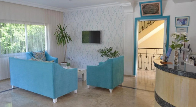 Blue Star Hotel