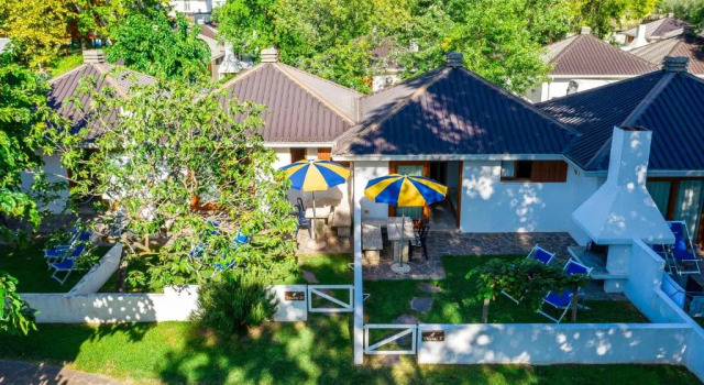 Бунгало Superior Villaggio Los Nidos