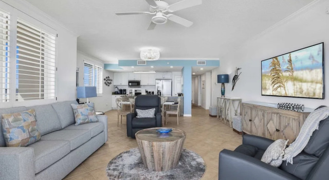 Emerald Key 603 Beachfront Balcony 6th Floor Corner Unit, Prenota Appartamento Hotel a Alabama con parcheggio, Parcheggio