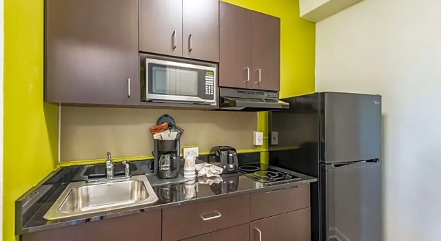 Семейный люкс Quality Inn Downtown Kansas City